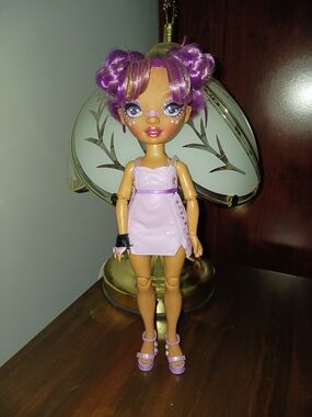 Rainbow High Lila Yamamoto Purple Doll